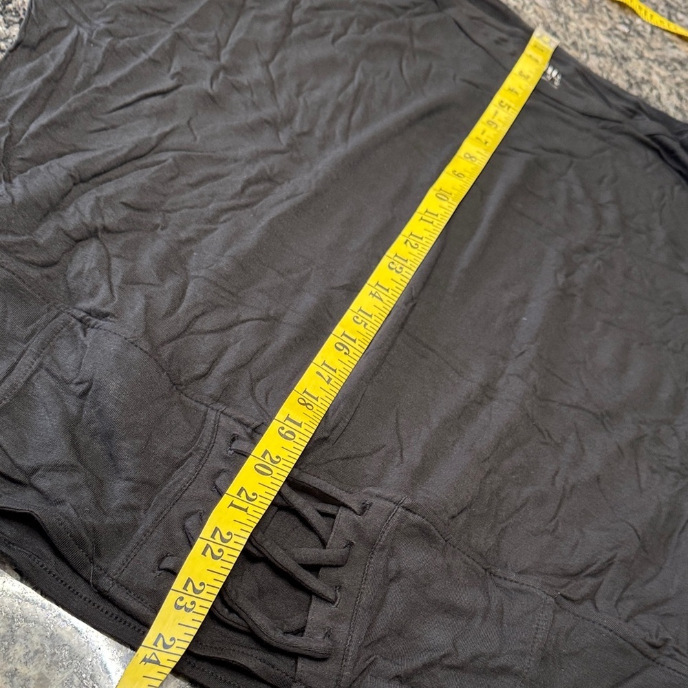 New York & Company Black tshirt soft Top NWT L - Picture 10 of 12